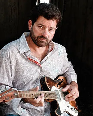 Tab Benoit Kingston